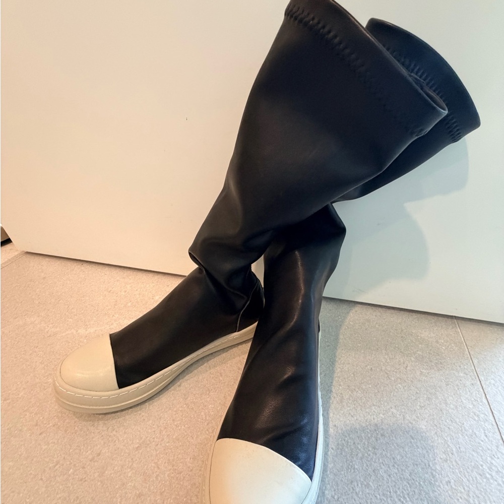 Black and Cream Women's Tall Sneakers Boot